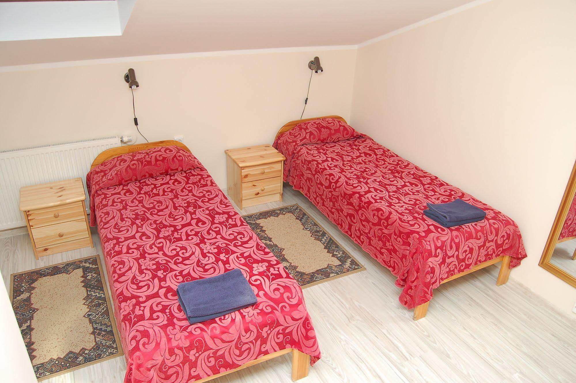 Aleksandri Hotel Tartu Esterno foto